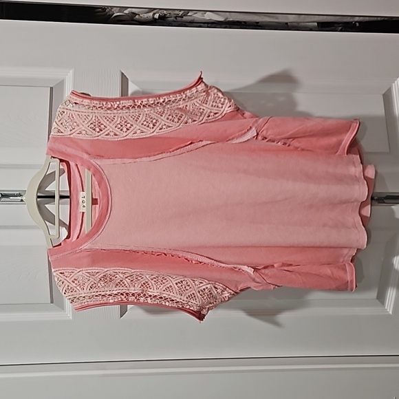 POL Tops - POL pink knit top
